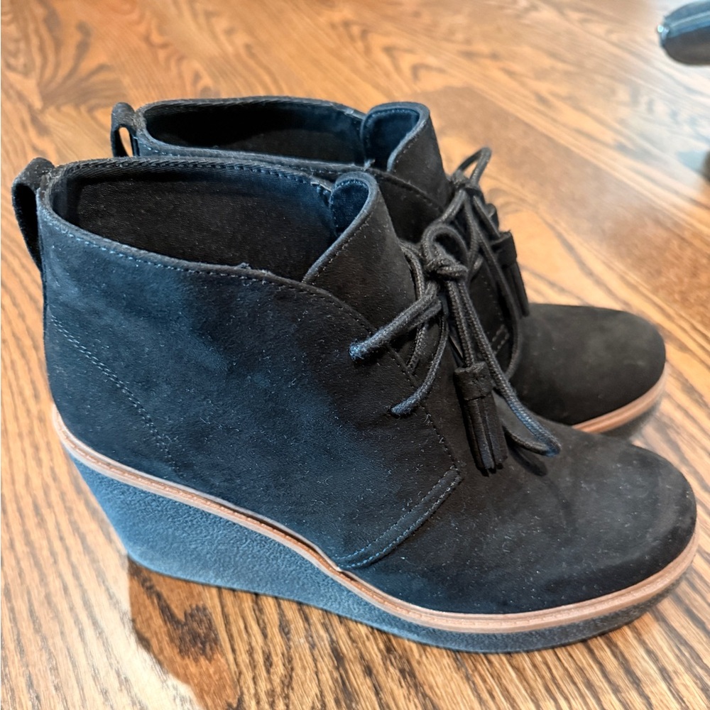 Dr. Scholl's Black Aurora Wedge Shoes. Womens 7.